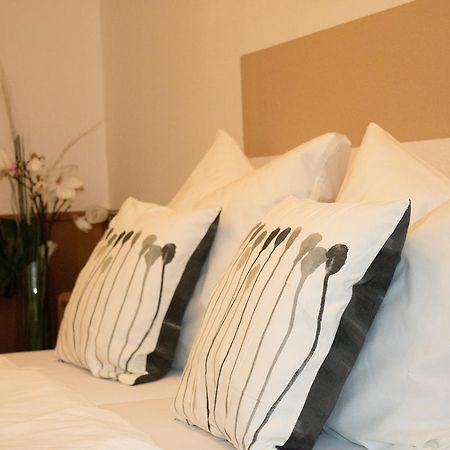 Stadthotel Russelsheim Exteriör bild